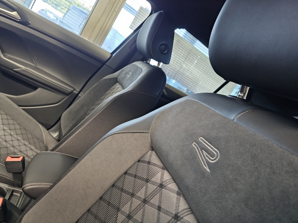 VW T-Cross  bei Hoffmann Automobile in Wolfsburg kaufen und sofort mitnehmen - Bild 25