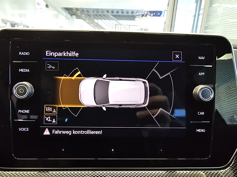VW T-Cross  bei Hoffmann Automobile in Wolfsburg kaufen und sofort mitnehmen - Bild 16
