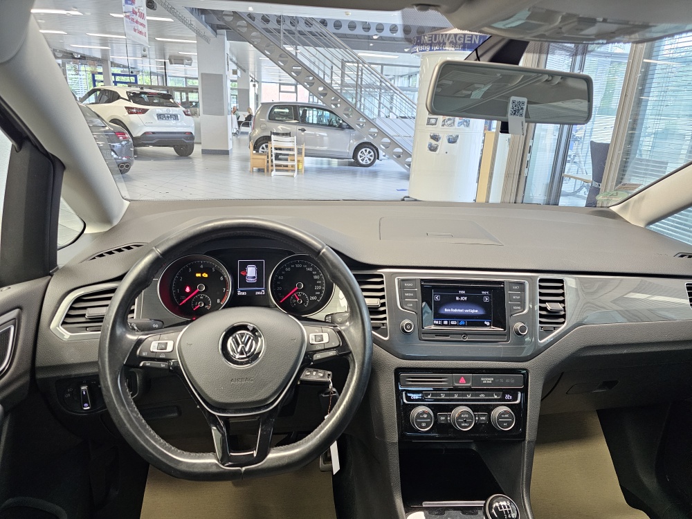 VW Golf Sportsvan  bei Hoffmann Automobile in Wolfsburg kaufen und sofort mitnehmen - Bild 10