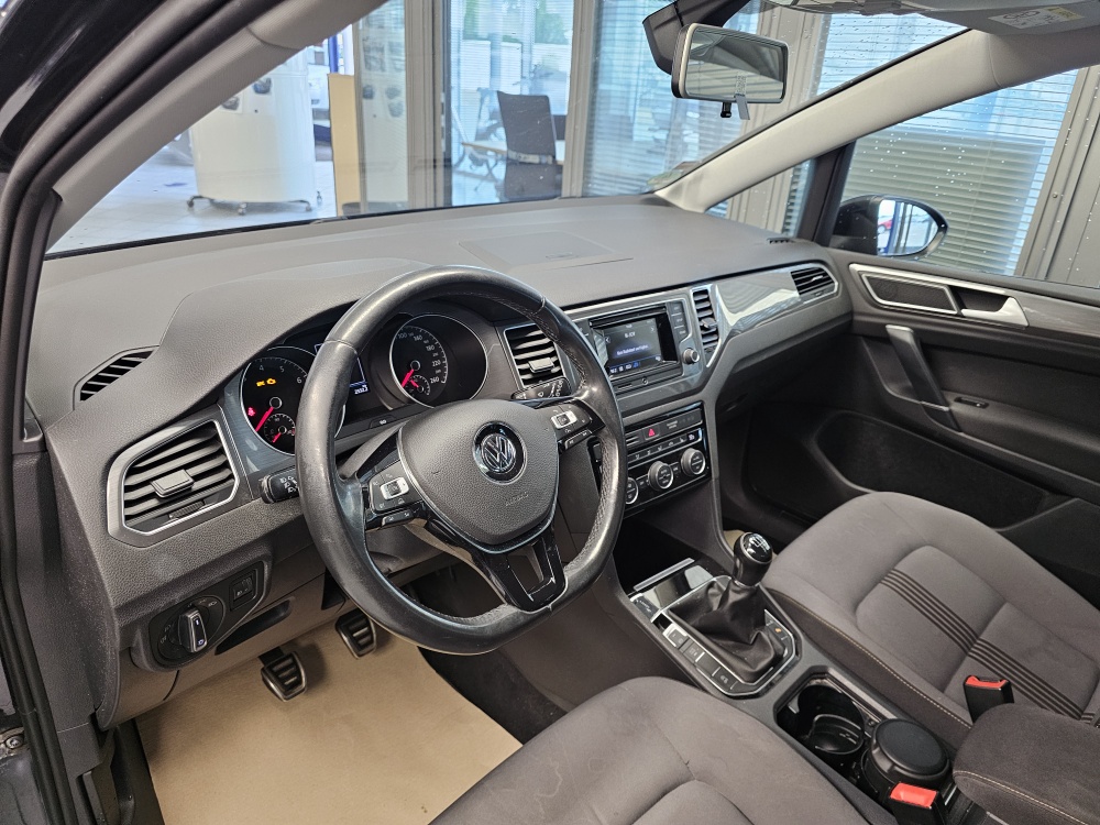 VW Golf Sportsvan  bei Hoffmann Automobile in Wolfsburg kaufen und sofort mitnehmen - Bild 11
