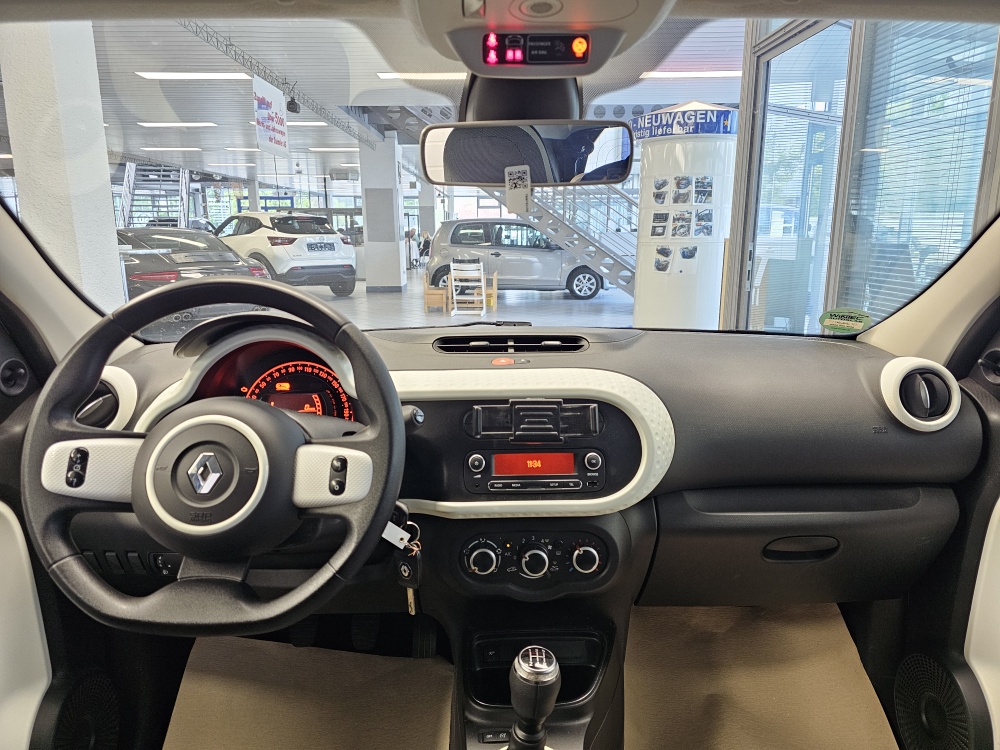 Renault Twingo  bei Hoffmann Automobile in Wolfsburg kaufen und sofort mitnehmen - Bild 6
