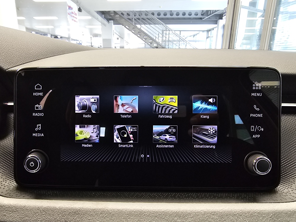 Skoda Kamiq bei Hoffmann Automobile in Wolfsburg kaufen und sofort mitnehmen - Bild 12