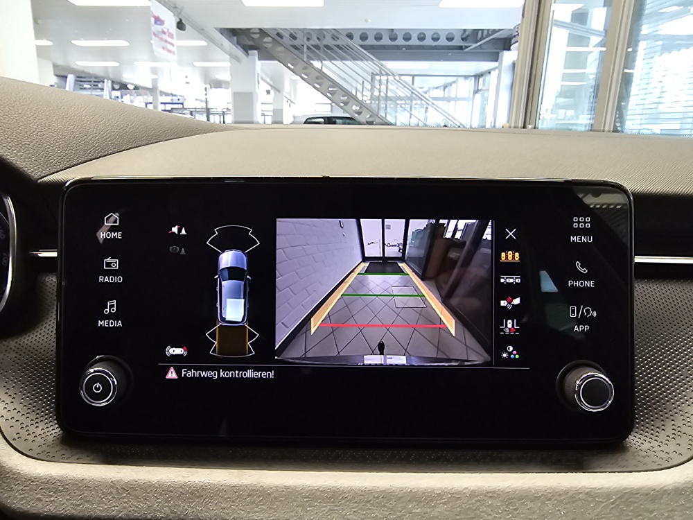 Skoda Kamiq bei Hoffmann Automobile in Wolfsburg kaufen und sofort mitnehmen - Bild 20