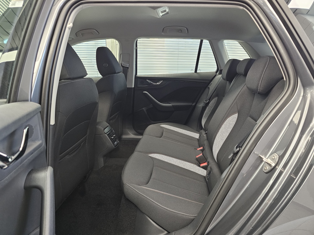 Skoda Kamiq bei Hoffmann Automobile in Wolfsburg kaufen und sofort mitnehmen - Bild 6