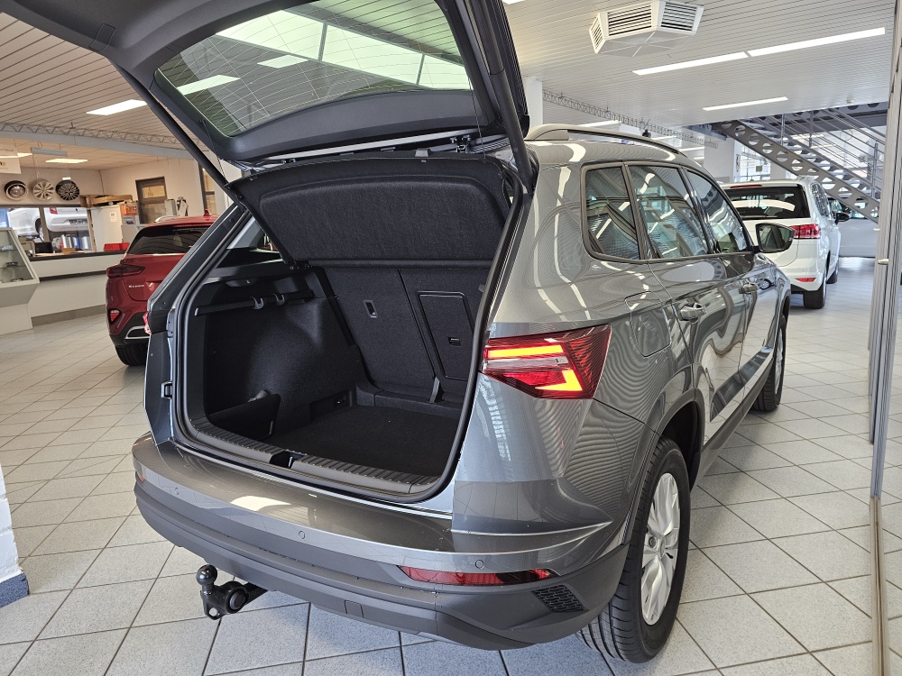 Skoda Karoq bei Hoffmann Automobile in Wolfsburg kaufen und sofort mitnehmen - Bild 2