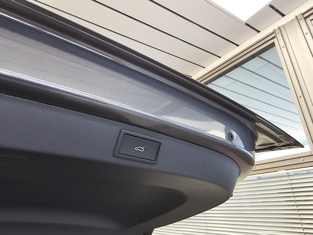 Skoda Karoq bei Hoffmann Automobile in Wolfsburg kaufen und sofort mitnehmen - Bild 3