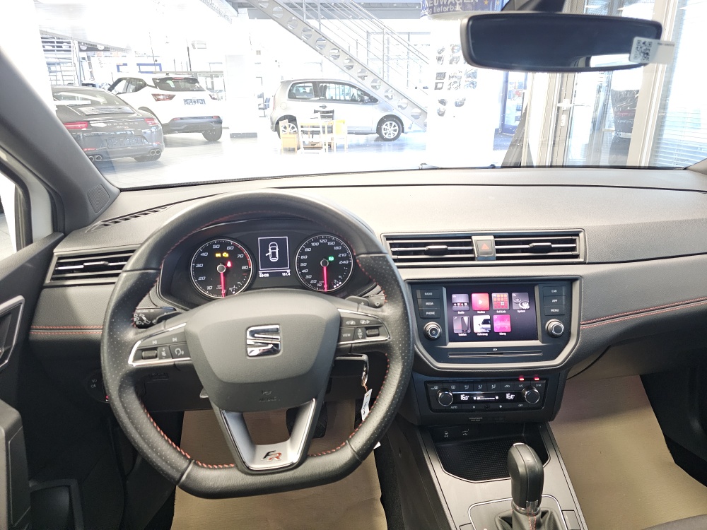 Seat Ibiza  bei Hoffmann Automobile in Wolfsburg kaufen und sofort mitnehmen - Bild 11