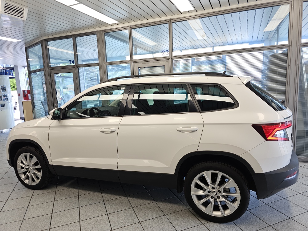Skoda Karoq  bei Hoffmann Automobile in Wolfsburg kaufen und sofort mitnehmen - Bild 18
