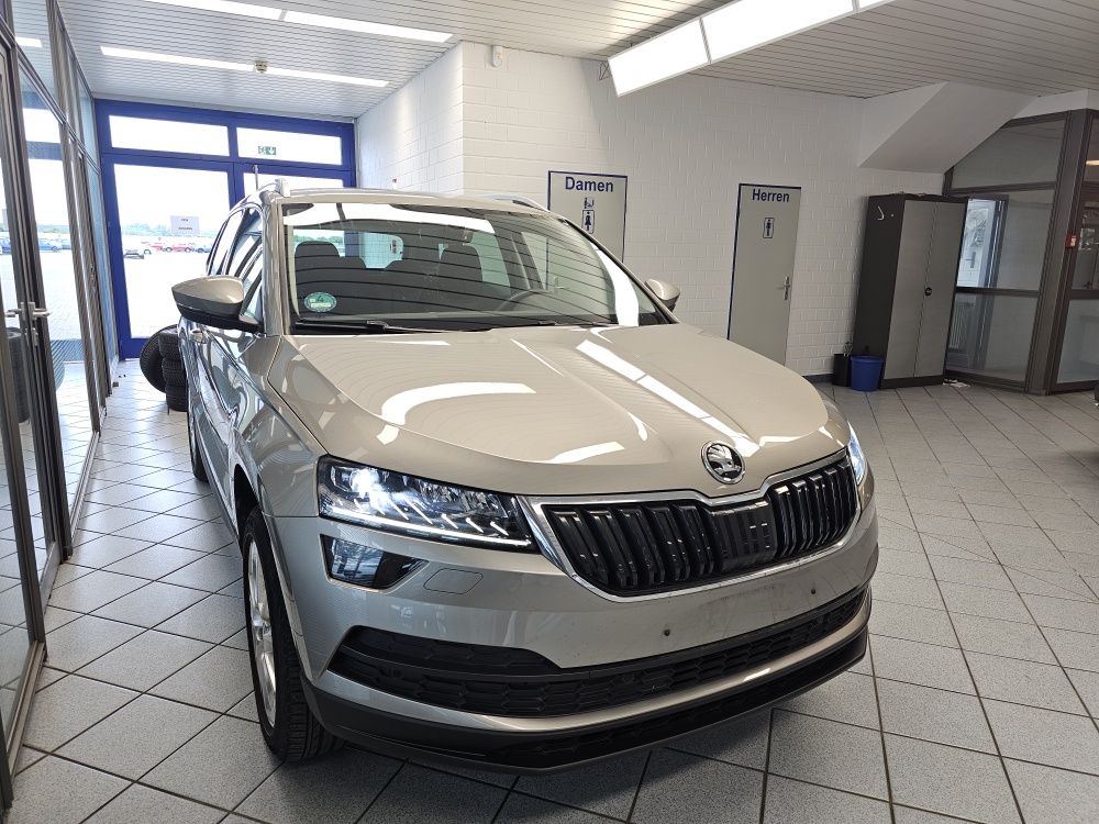 Skoda Karoq  bei Hoffmann Automobile in Wolfsburg kaufen und sofort mitnehmen - Bild 21