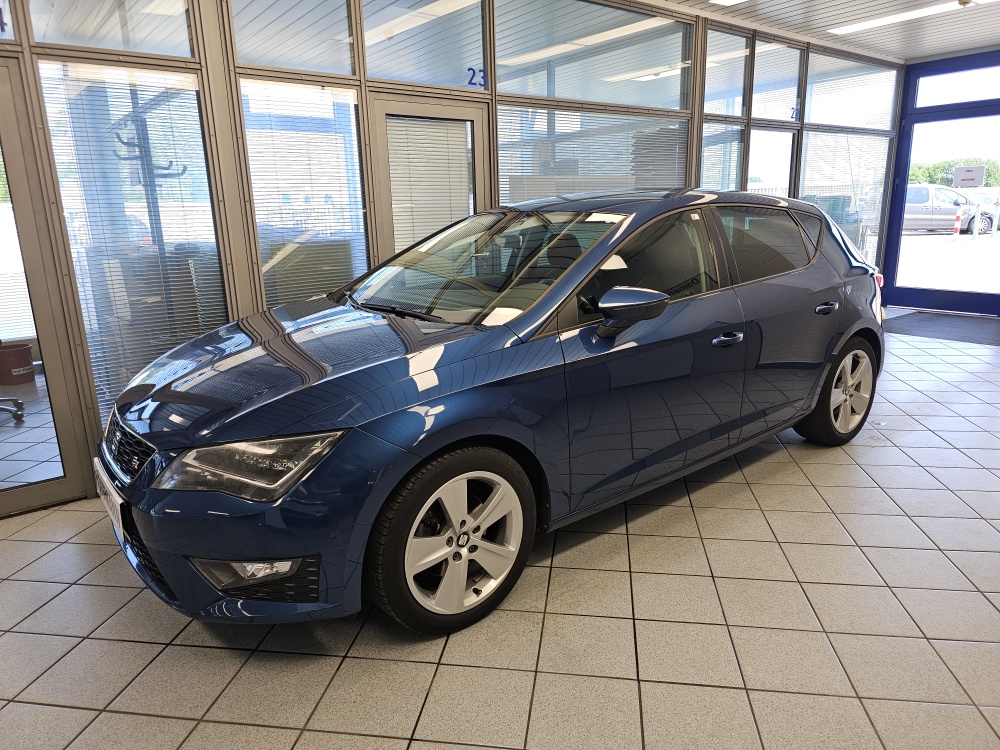 Seat Leon FR für nur 12.800,- € bei Hoffmann Automobile in Wolfsburg kaufen und sofort mitnehmen