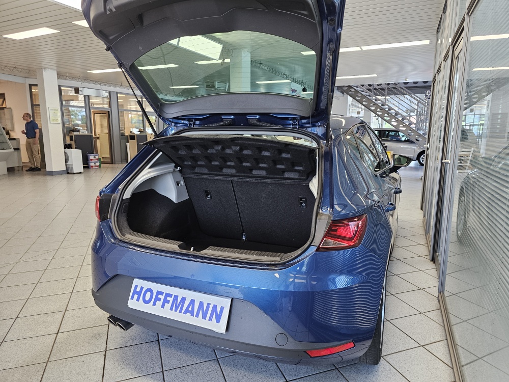 Seat Leon  bei Hoffmann Automobile in Wolfsburg kaufen und sofort mitnehmen - Bild 2