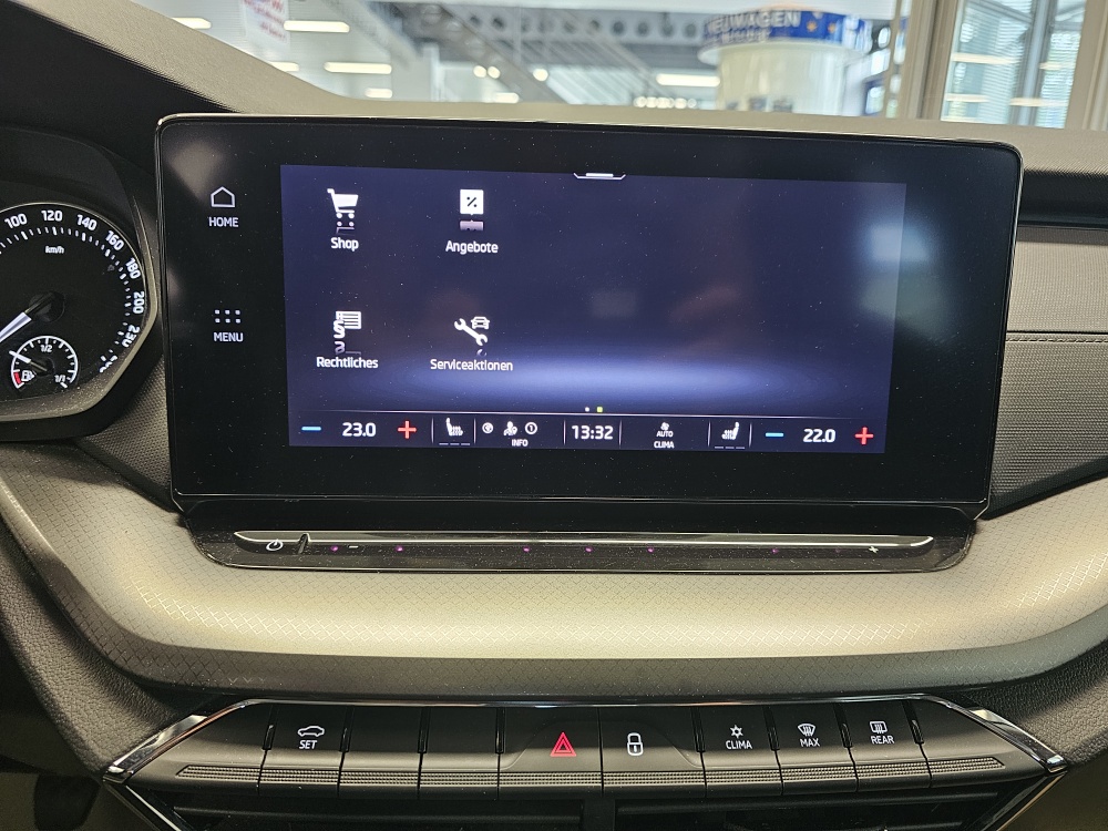 Skoda Octavia Combi  bei Hoffmann Automobile in Wolfsburg kaufen und sofort mitnehmen - Bild 10