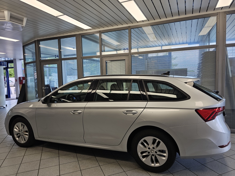 Skoda Octavia Combi  bei Hoffmann Automobile in Wolfsburg kaufen und sofort mitnehmen - Bild 19