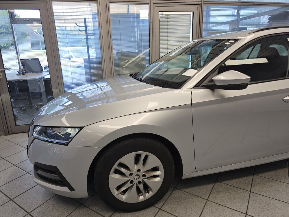 Skoda Octavia Combi  bei Hoffmann Automobile in Wolfsburg kaufen und sofort mitnehmen - Bild 20
