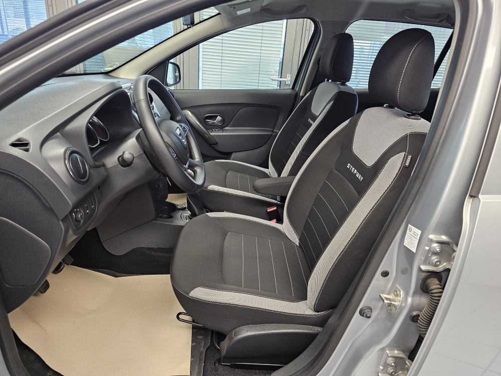Dacia Sandero  bei Hoffmann Automobile in Wolfsburg kaufen und sofort mitnehmen - Bild 11
