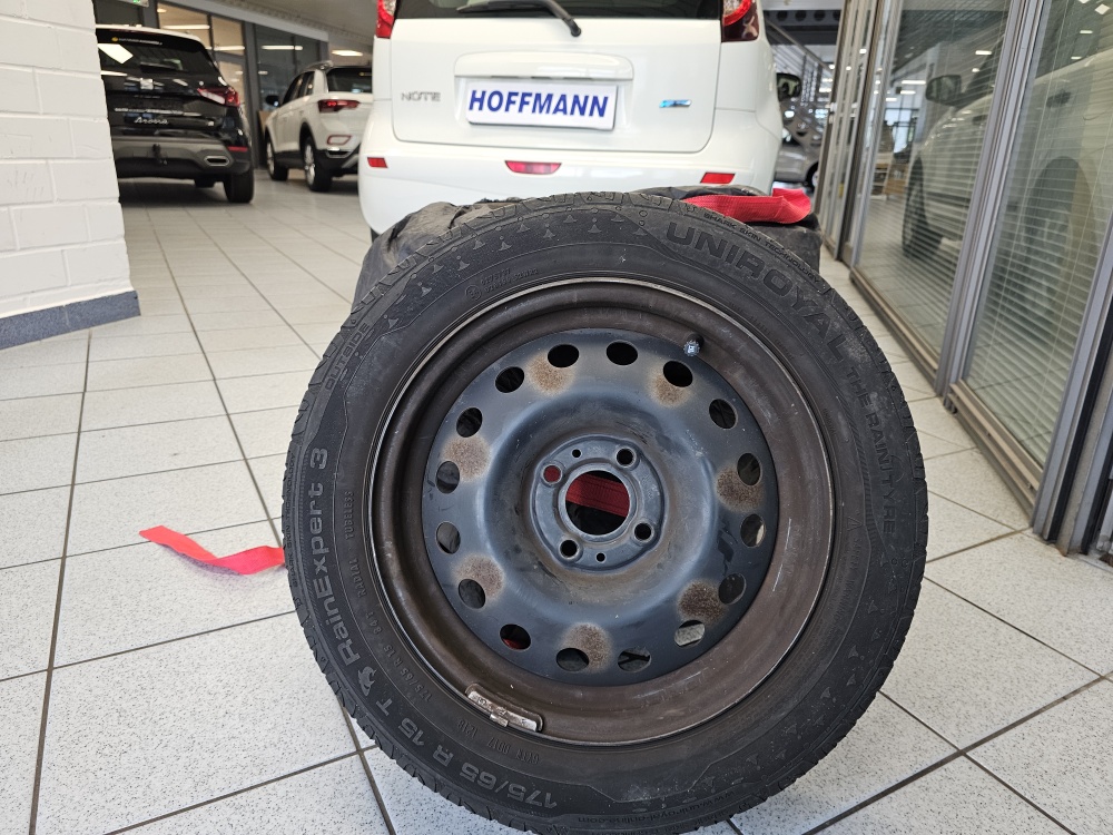 Nissan Note  bei Hoffmann Automobile in Wolfsburg kaufen und sofort mitnehmen - Bild 4
