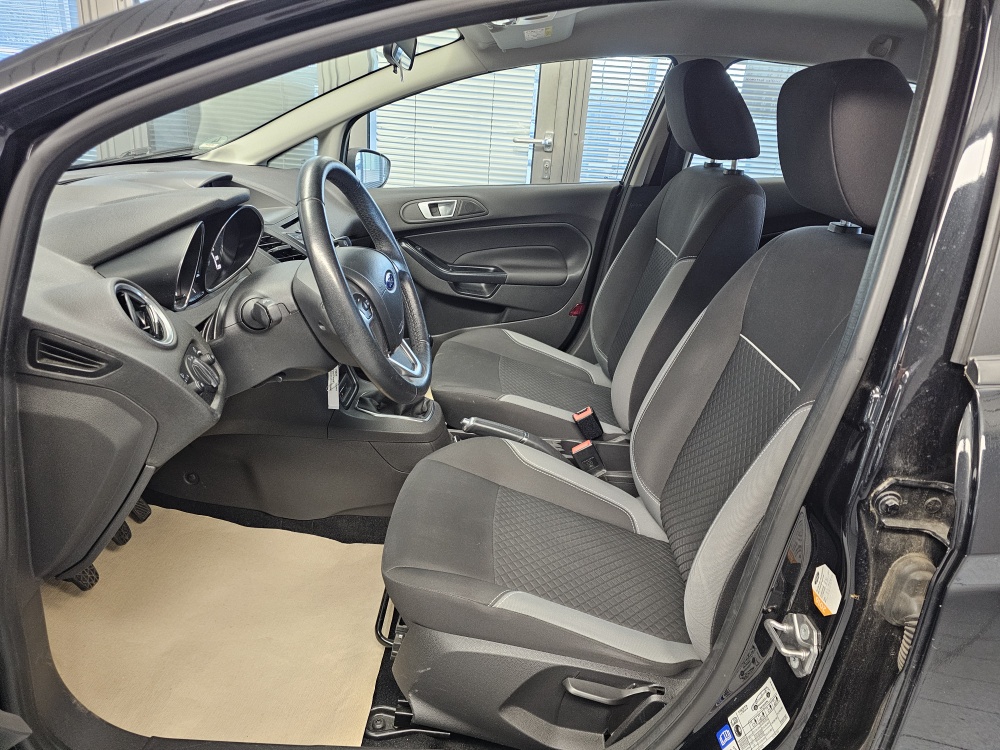 Ford Fiesta  bei Hoffmann Automobile in Wolfsburg kaufen und sofort mitnehmen - Bild 11