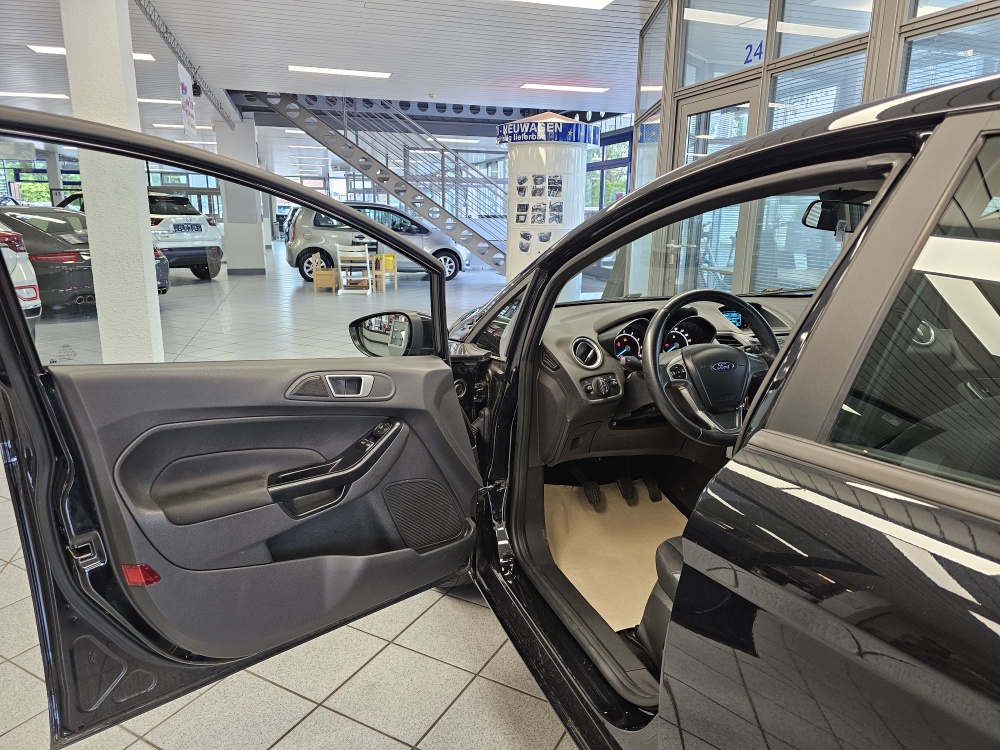 Ford Fiesta  bei Hoffmann Automobile in Wolfsburg kaufen und sofort mitnehmen - Bild 12