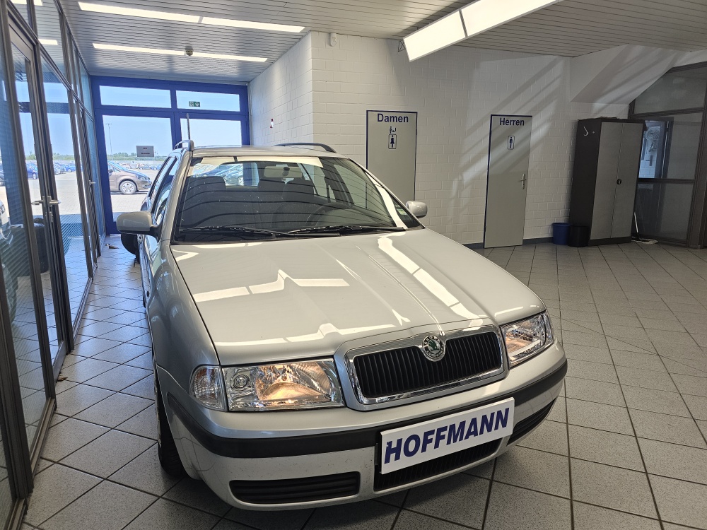 Skoda Octavia Combi  bei Hoffmann Automobile in Wolfsburg kaufen und sofort mitnehmen - Bild 16