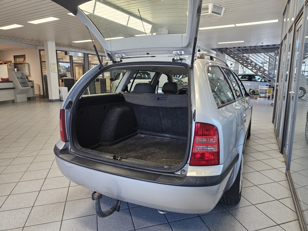 Skoda Octavia Combi  bei Hoffmann Automobile in Wolfsburg kaufen und sofort mitnehmen - Bild 2