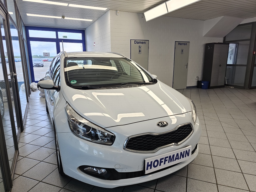 Kia Ceed  bei Hoffmann Automobile in Wolfsburg kaufen und sofort mitnehmen - Bild 17