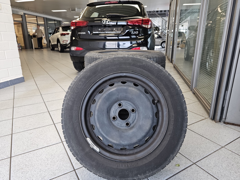 Hyundai i20  bei Hoffmann Automobile in Wolfsburg kaufen und sofort mitnehmen - Bild 3