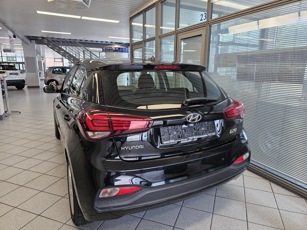 Hyundai i20  bei Hoffmann Automobile in Wolfsburg kaufen und sofort mitnehmen - Bild 4
