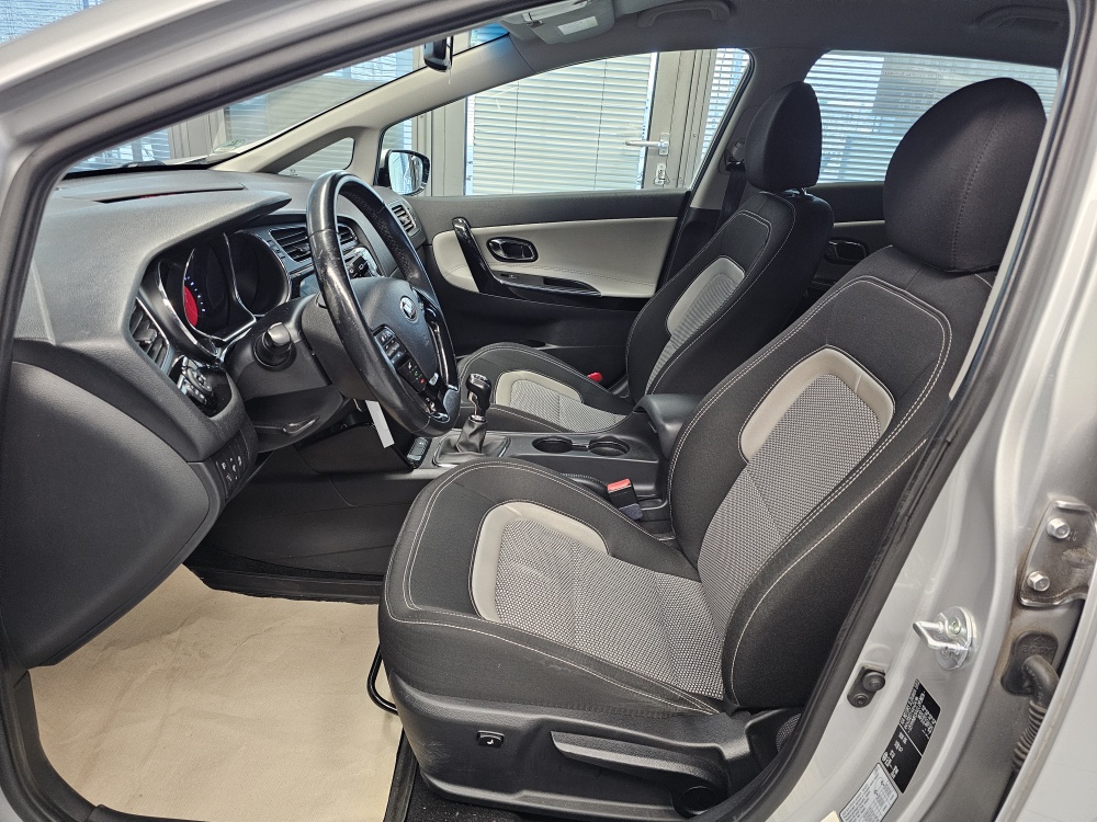 Kia Ceed  bei Hoffmann Automobile in Wolfsburg kaufen und sofort mitnehmen - Bild 13