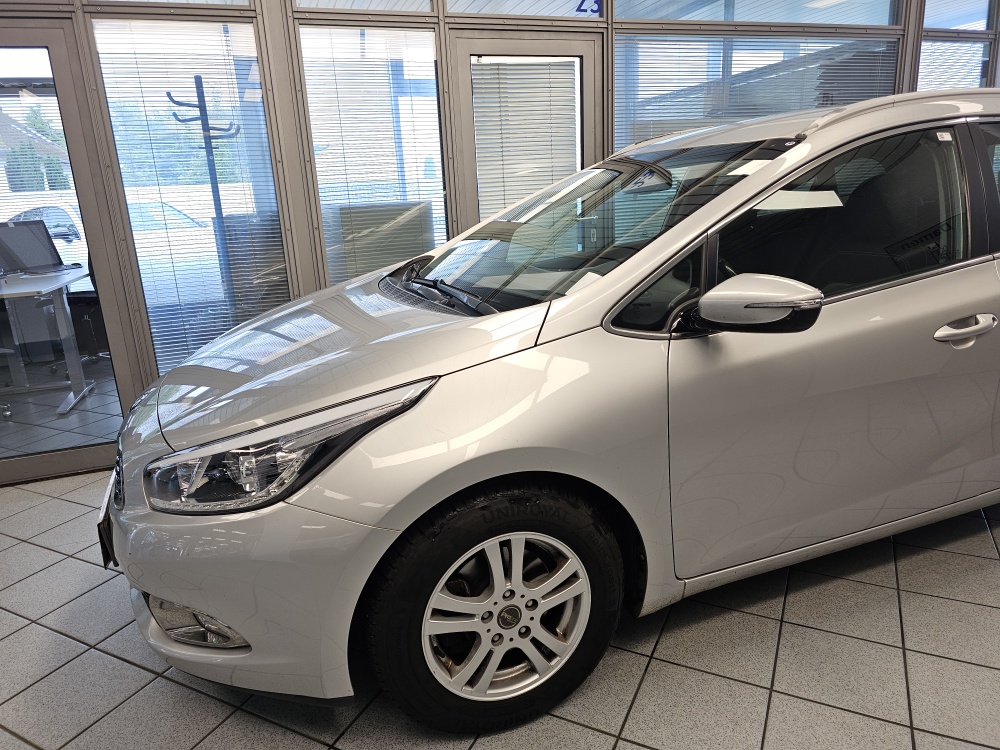 Kia Ceed  bei Hoffmann Automobile in Wolfsburg kaufen und sofort mitnehmen - Bild 16