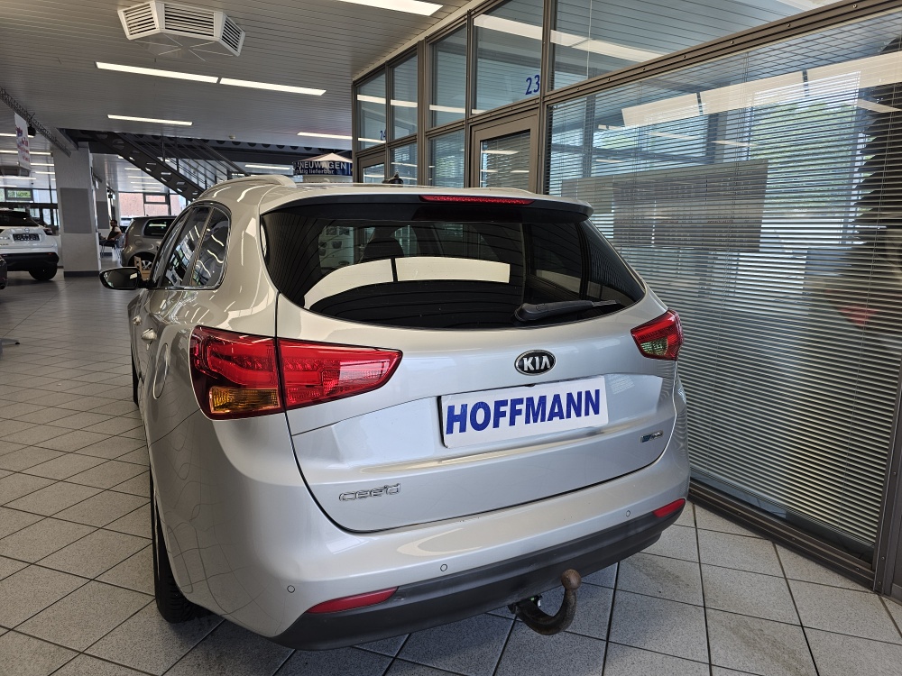 Kia Ceed  bei Hoffmann Automobile in Wolfsburg kaufen und sofort mitnehmen - Bild 3