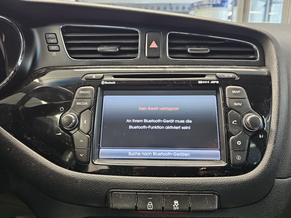 Kia Ceed  bei Hoffmann Automobile in Wolfsburg kaufen und sofort mitnehmen - Bild 8