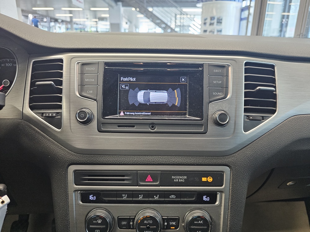 VW Golf Sportsvan  bei Hoffmann Automobile in Wolfsburg kaufen und sofort mitnehmen - Bild 10