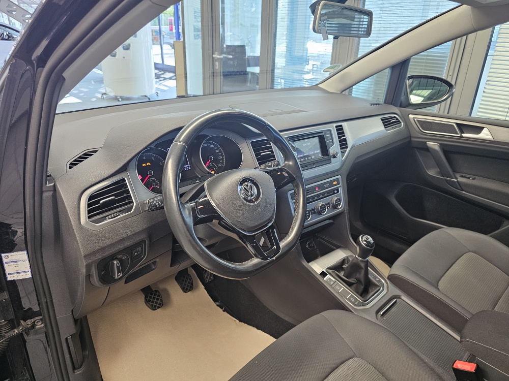 VW Golf Sportsvan  bei Hoffmann Automobile in Wolfsburg kaufen und sofort mitnehmen - Bild 12