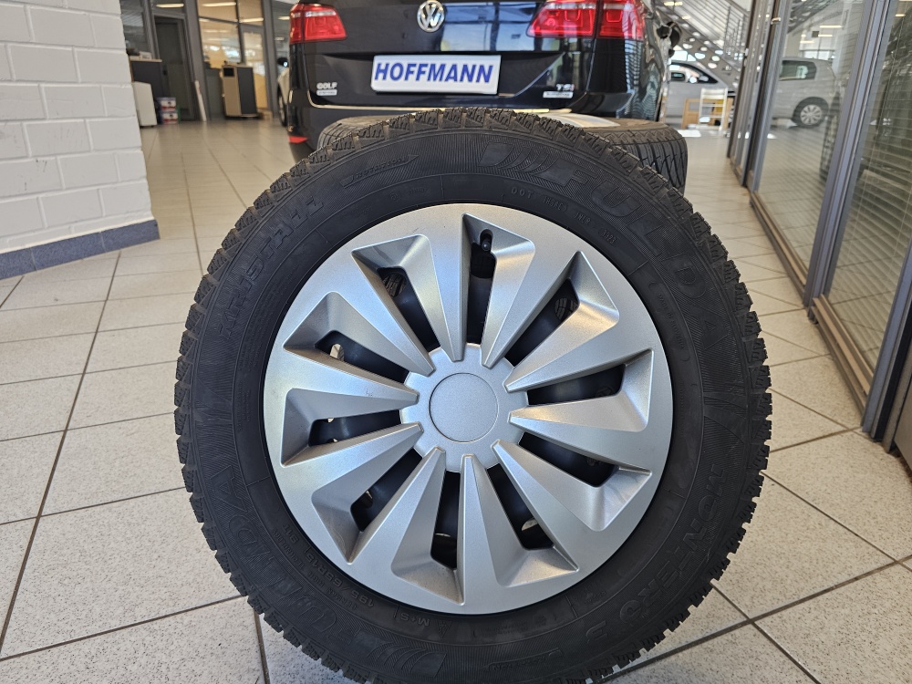 VW Golf Sportsvan  bei Hoffmann Automobile in Wolfsburg kaufen und sofort mitnehmen - Bild 4
