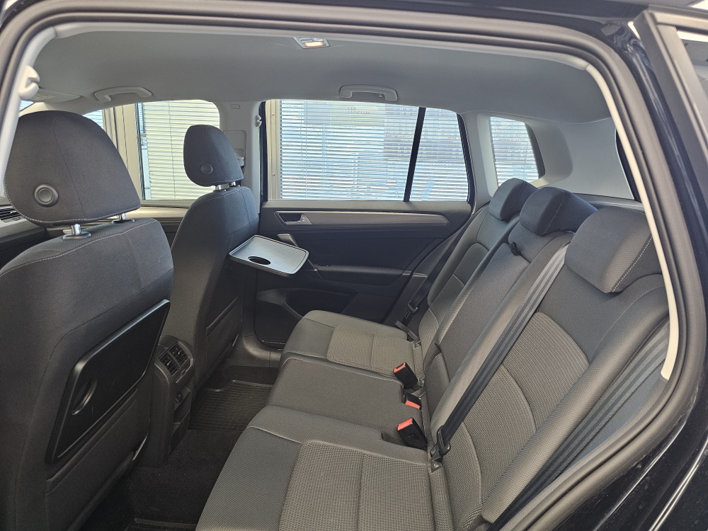 VW Golf Sportsvan  bei Hoffmann Automobile in Wolfsburg kaufen und sofort mitnehmen - Bild 6