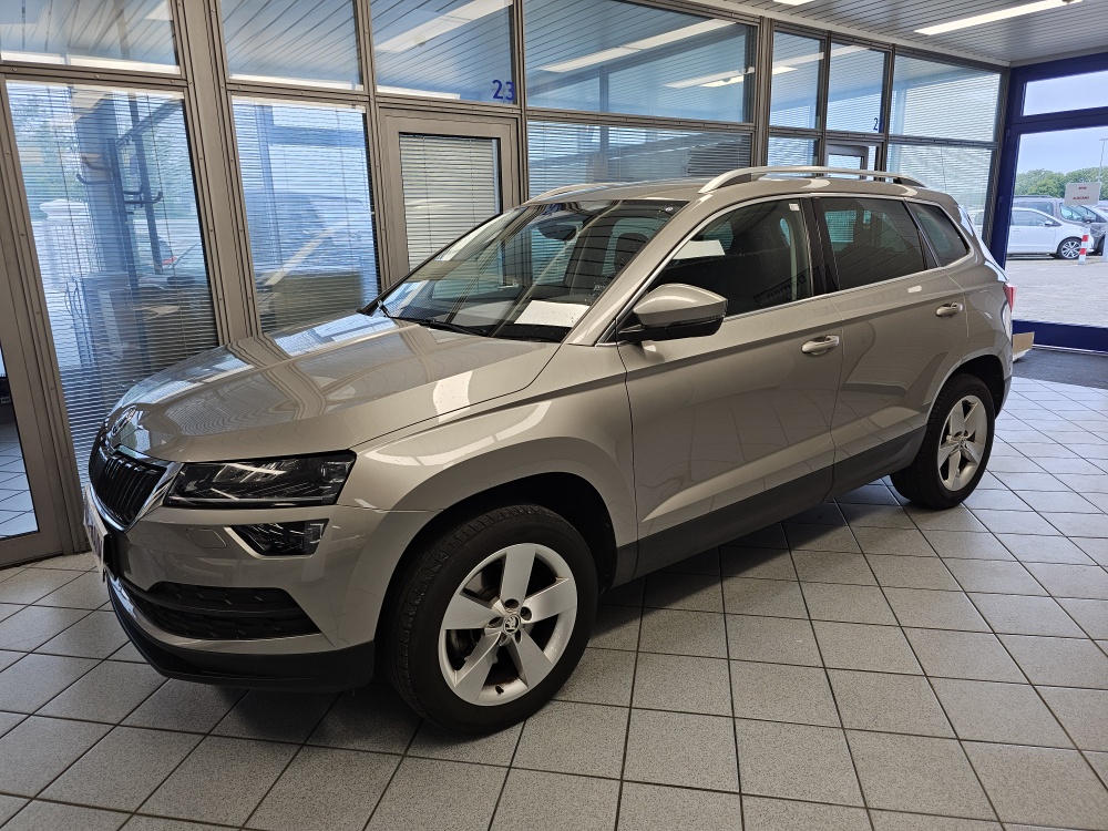 Skoda Karoq Style für nur 16.800,- € bei Hoffmann Automobile in Wolfsburg kaufen und sofort mitnehmen