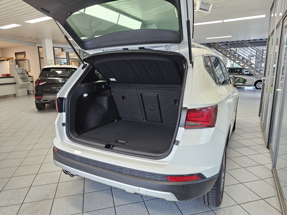 Seat Ateca  bei Hoffmann Automobile in Wolfsburg kaufen und sofort mitnehmen - Bild 2