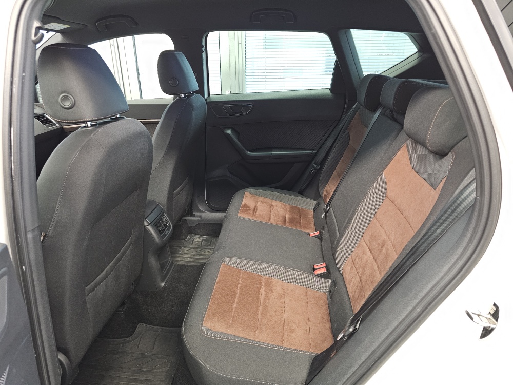 Seat Ateca  bei Hoffmann Automobile in Wolfsburg kaufen und sofort mitnehmen - Bild 4