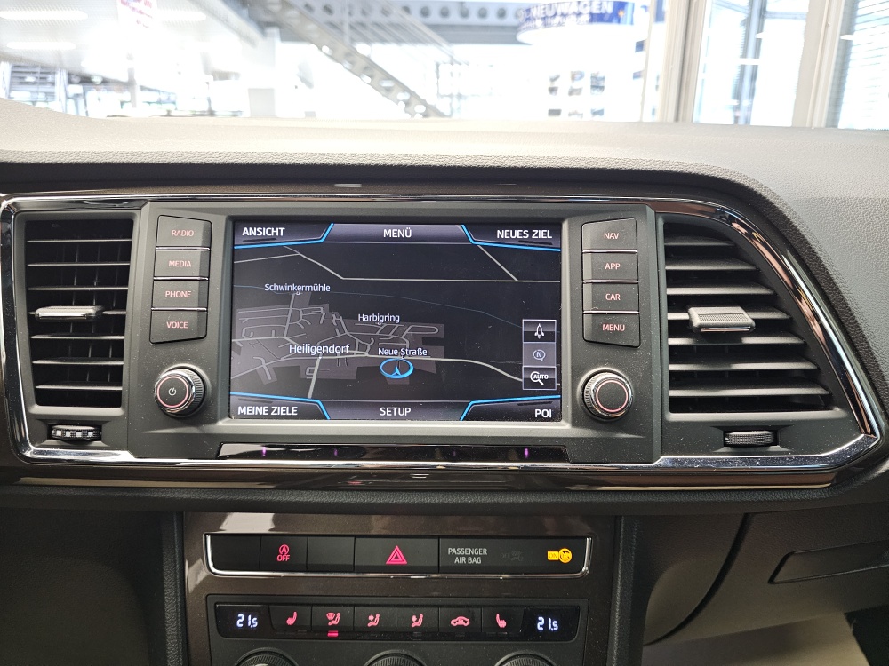 Seat Ateca  bei Hoffmann Automobile in Wolfsburg kaufen und sofort mitnehmen - Bild 8