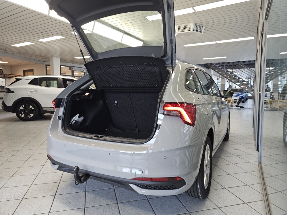 Skoda Scala bei Hoffmann Automobile in Wolfsburg kaufen und sofort mitnehmen - Bild 2