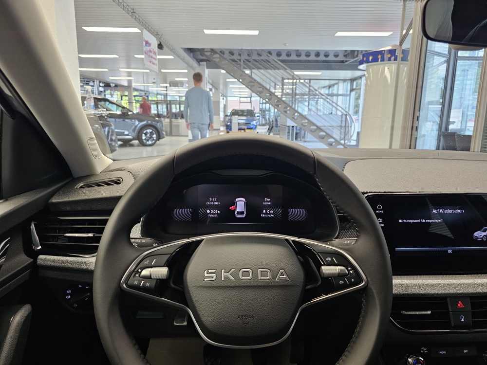 Skoda Scala bei Hoffmann Automobile in Wolfsburg kaufen und sofort mitnehmen - Bild 21