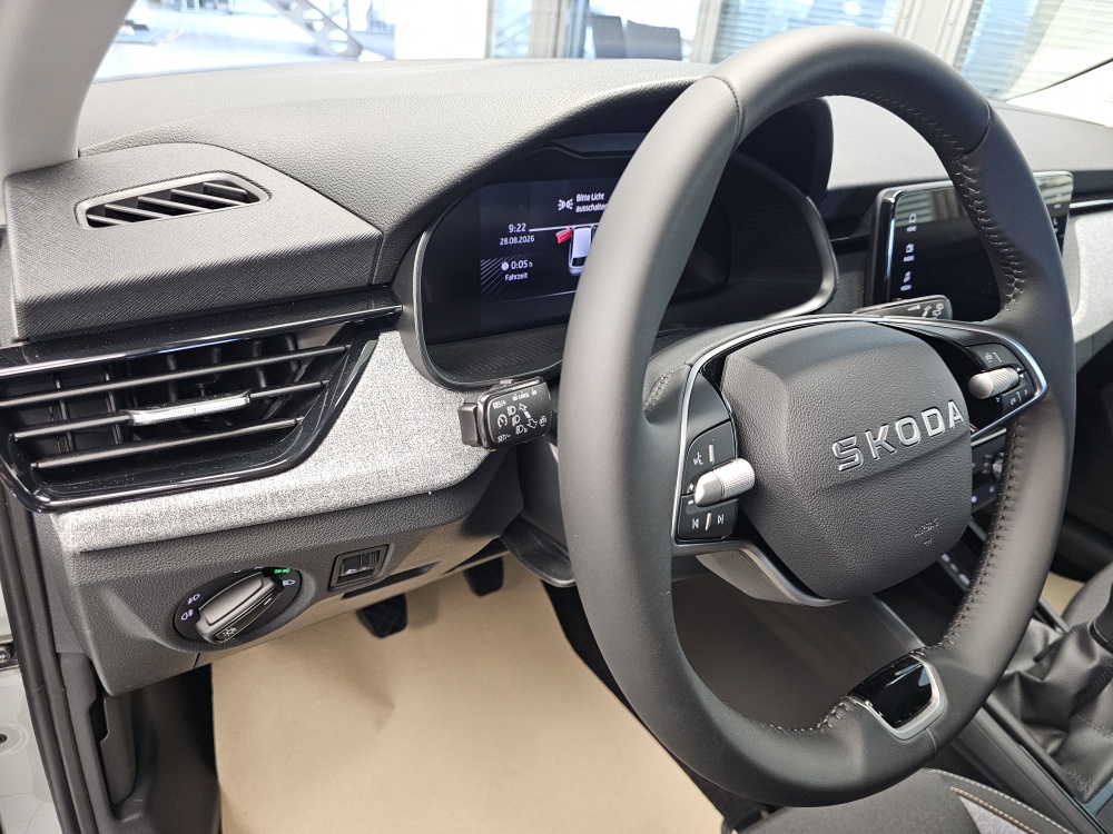 Skoda Scala bei Hoffmann Automobile in Wolfsburg kaufen und sofort mitnehmen - Bild 22