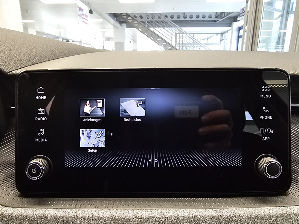 Skoda Scala bei Hoffmann Automobile in Wolfsburg kaufen und sofort mitnehmen - Bild 12