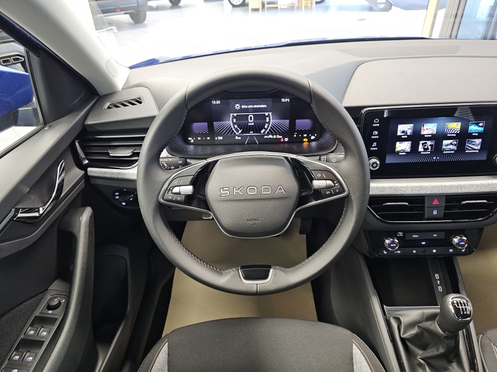 Skoda Scala bei Hoffmann Automobile in Wolfsburg kaufen und sofort mitnehmen - Bild 21