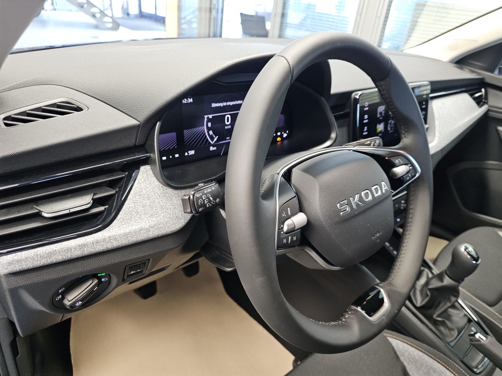 Skoda Scala bei Hoffmann Automobile in Wolfsburg kaufen und sofort mitnehmen - Bild 22