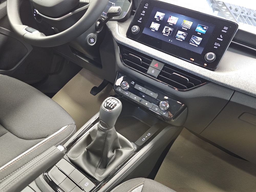 Skoda Scala bei Hoffmann Automobile in Wolfsburg kaufen und sofort mitnehmen - Bild 9