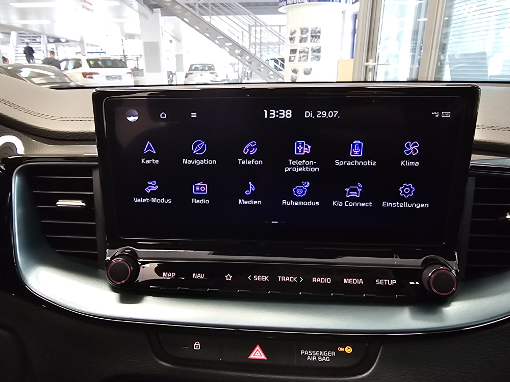 Kia Ceed  bei Hoffmann Automobile in Wolfsburg kaufen und sofort mitnehmen - Bild 11