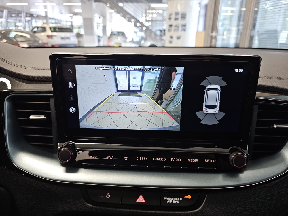 Kia Ceed  bei Hoffmann Automobile in Wolfsburg kaufen und sofort mitnehmen - Bild 16