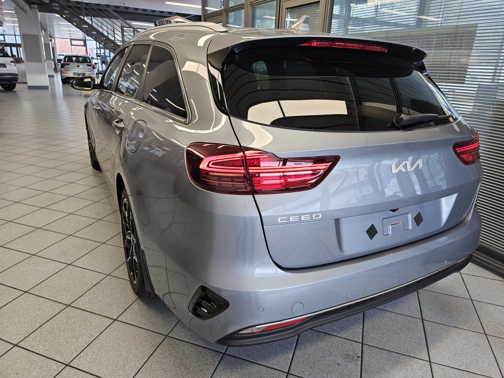 Kia Ceed  bei Hoffmann Automobile in Wolfsburg kaufen und sofort mitnehmen - Bild 3