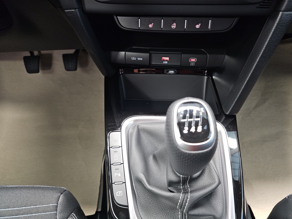 Kia Ceed  bei Hoffmann Automobile in Wolfsburg kaufen und sofort mitnehmen - Bild 8